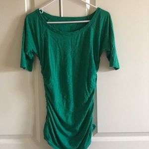 Side ruched tee